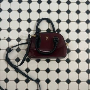 VINTAGE STEVE MADDEN Elegant Burgundy and Black Women's Bag